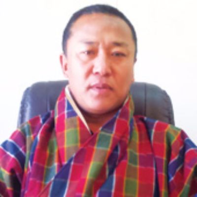 Ugyen Dorji, Current Members of Dzongkha Development Commissions